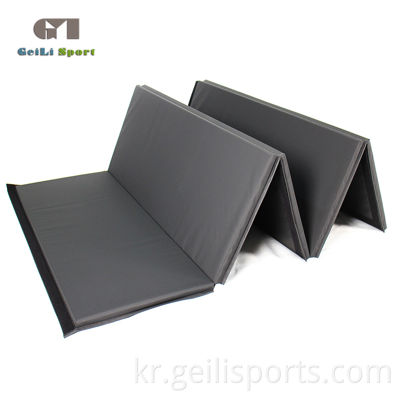 Black Gym Folding Mat